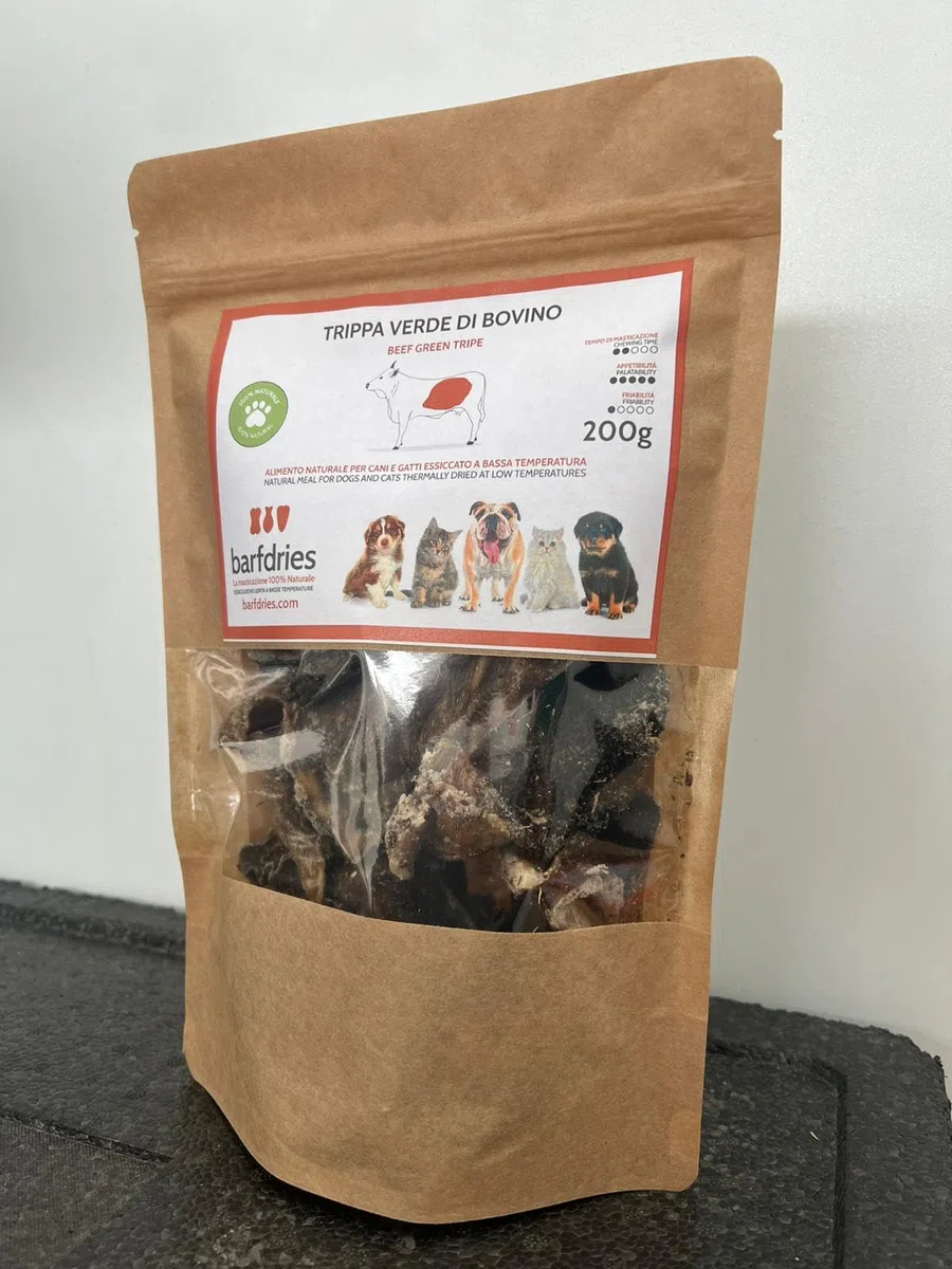 Trippa Verde di Bovino, alimento naturale per Cani e Gatti essicato a bassa temperatura. Confezione da 200 gr