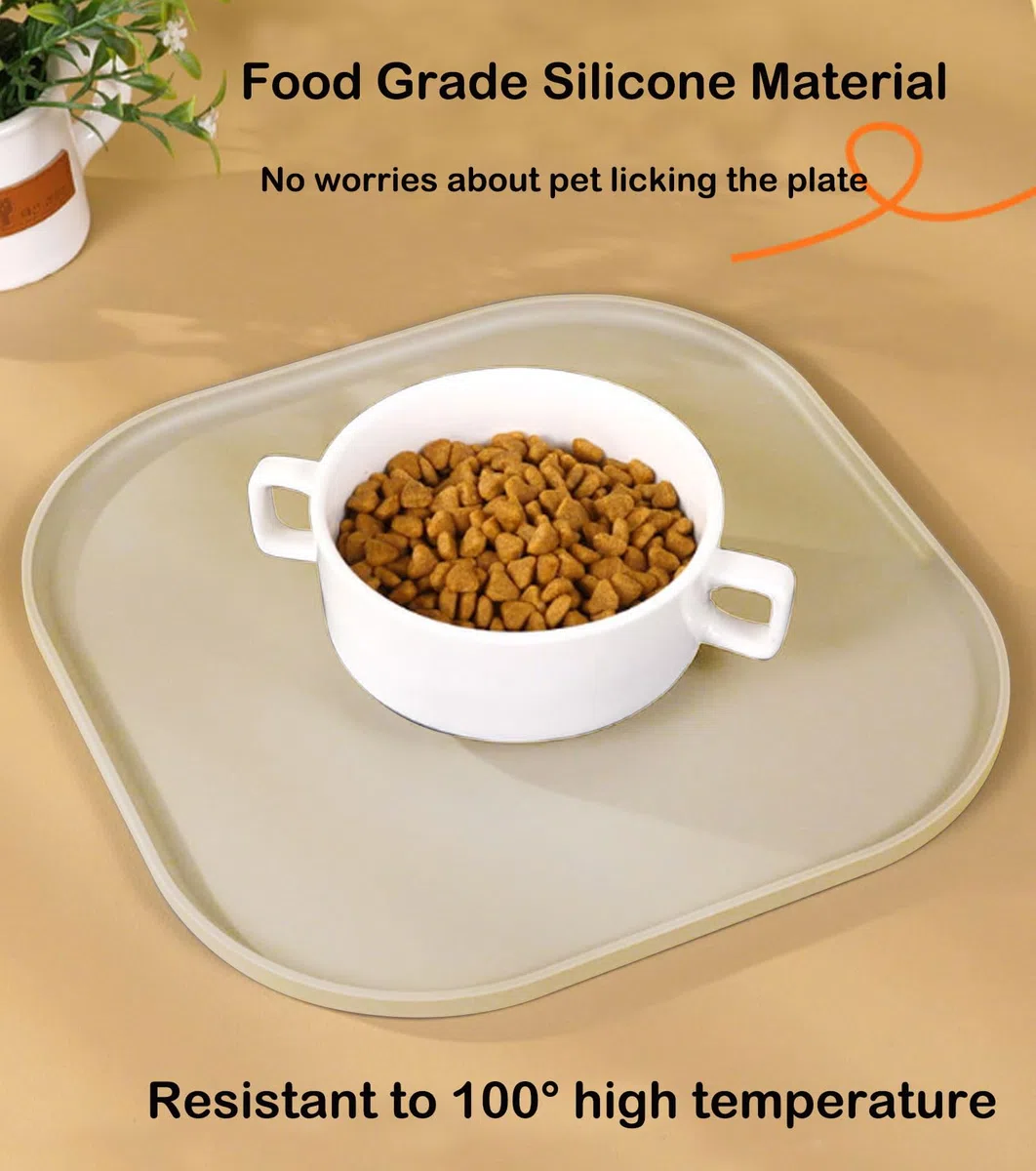 Tappetino Alimentare Impermeabile per Cani e Gatti, Tappetino Impermeabile in Silicone per Ciotole, Antiscivolo, Facile da Pulire, Sicuro per Alimenti (Beige, 26cm x 26cm)