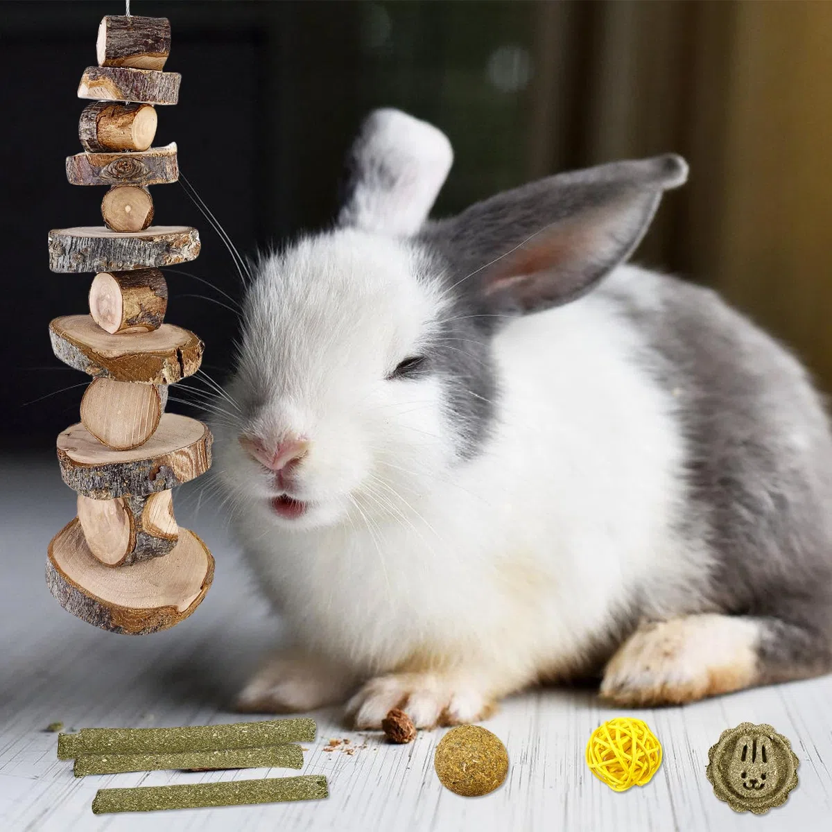 BAIFULAI 21 giocattoli da masticare per conigli, accessori con bastoncini di mela, bastoncini di fieno timothy, piccoli animali molari, cura dentale per criceti, porcellini d'India, pappagallo